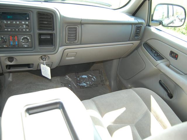 GMC Yukon XL 2005 photo 5