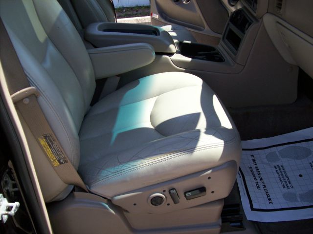 GMC Yukon XL 2005 photo 5