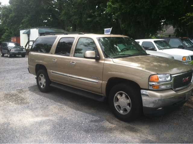 GMC Yukon XL 2006 photo 1
