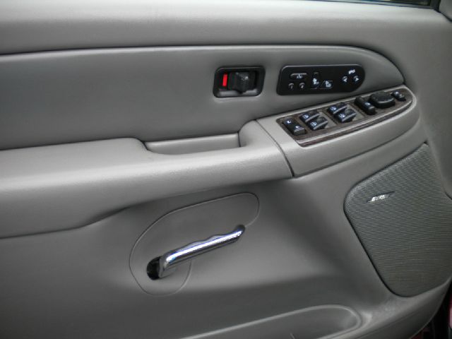 GMC Yukon XL 2006 photo 11