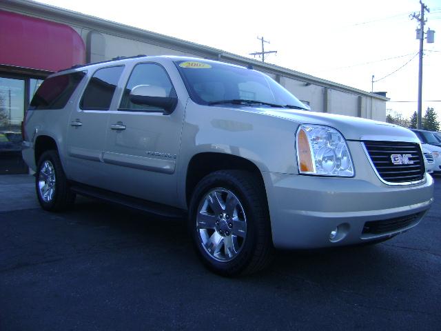 GMC Yukon XL 2007 photo 2