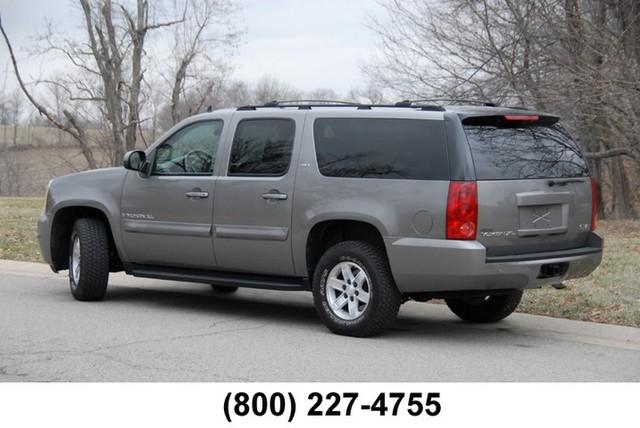 GMC Yukon XL 2007 photo 3