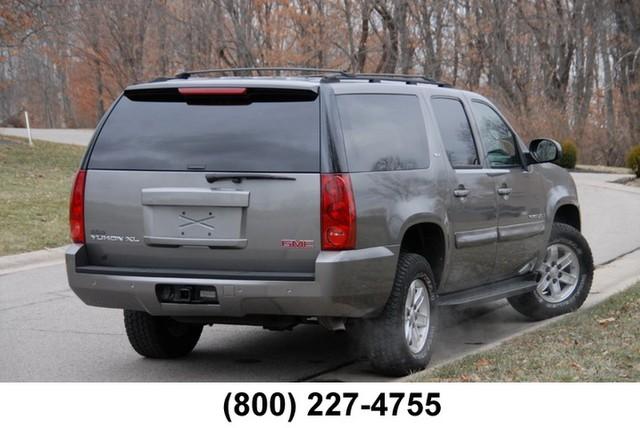GMC Yukon XL 2007 photo 4