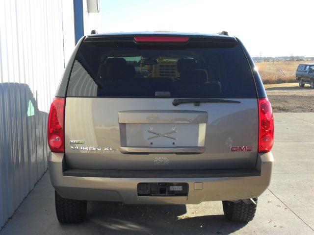GMC Yukon XL 2007 photo 3