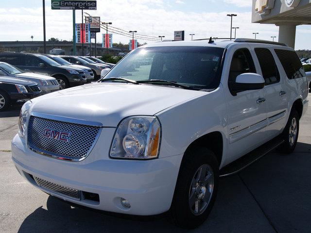 GMC Yukon XL 2007 photo 2