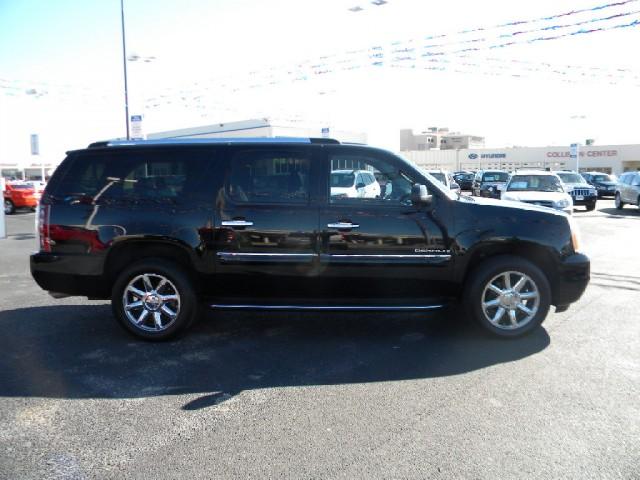GMC Yukon XL 2007 photo 4