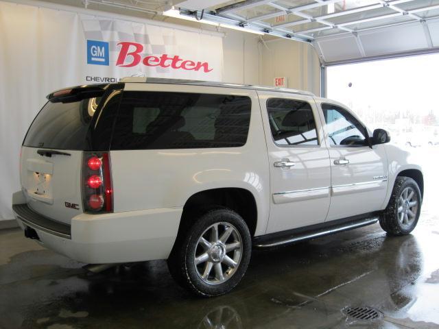 GMC Yukon XL 2007 photo 1