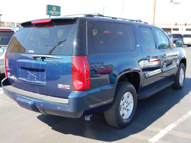 GMC Yukon XL 2007 photo 3
