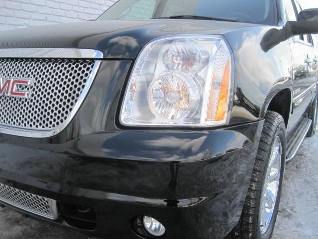 GMC Yukon XL 2007 photo 1