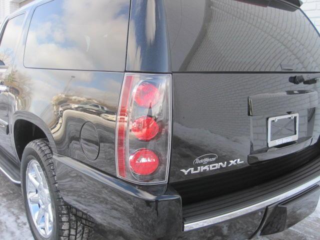 GMC Yukon XL 2007 photo 5