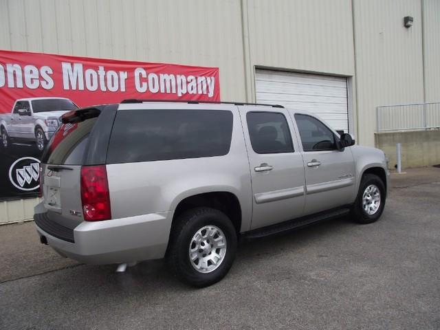 GMC Yukon XL 2007 photo 2