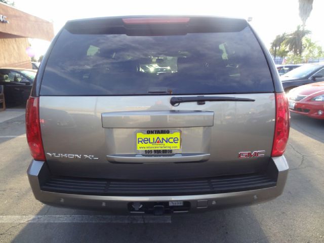 GMC Yukon XL 2007 photo 4