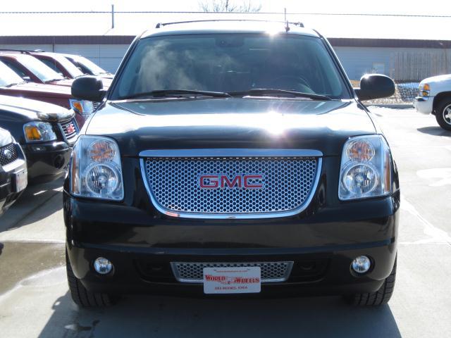 GMC Yukon XL 2007 photo 4