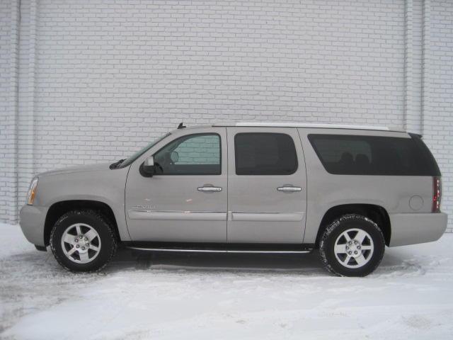 GMC Yukon XL 2007 photo 1