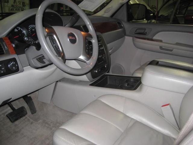 GMC Yukon XL 2007 photo 4