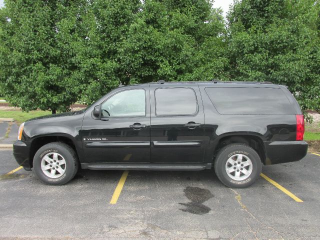 GMC Yukon XL 2006 Mercury SUV