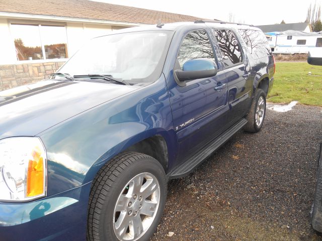 GMC Yukon XL 2007 photo 2