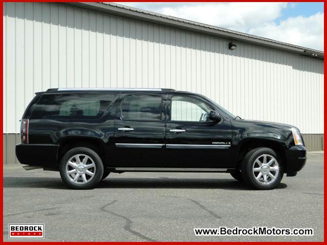 GMC Yukon XL 2007 photo 1