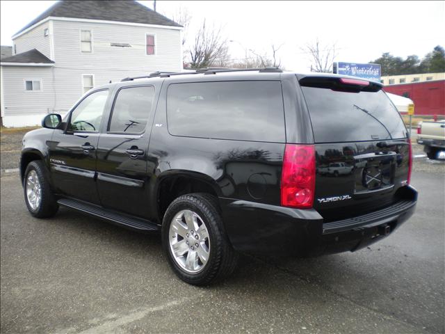GMC Yukon XL 2007 photo 2