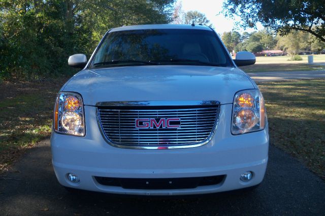 GMC Yukon XL 2007 photo 1