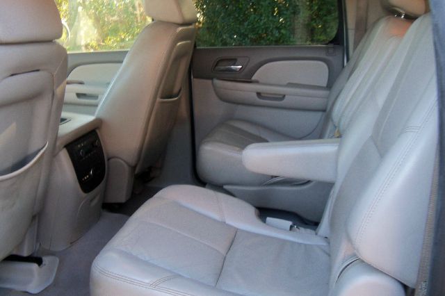 GMC Yukon XL 2007 photo 2