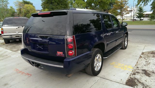 GMC Yukon XL 2007 photo 3