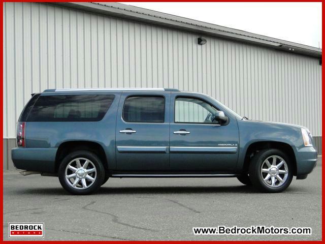 GMC Yukon XL 2007 photo 1