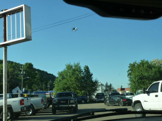 GMC Yukon XL 4dr Sport Sdn Sedan SUV