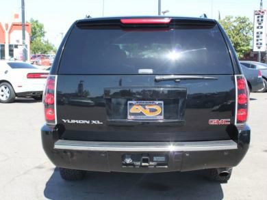 GMC Yukon XL 2007 photo 1
