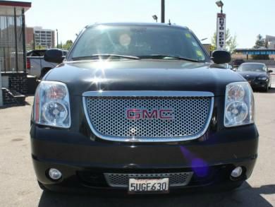 GMC Yukon XL 2007 photo 2