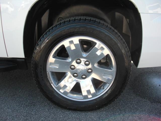 GMC Yukon XL 2007 photo 2