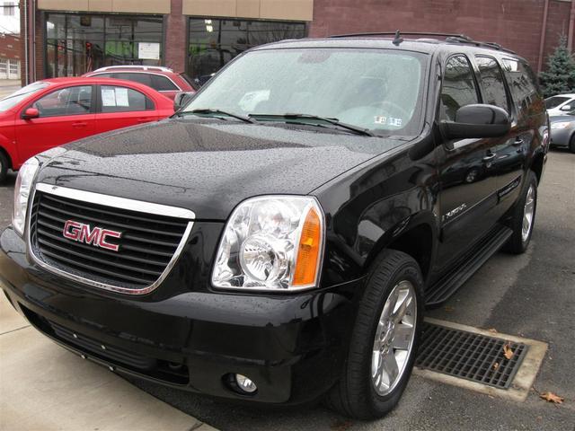 GMC Yukon XL 2007 photo 1