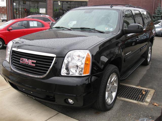 GMC Yukon XL 2007 photo 2