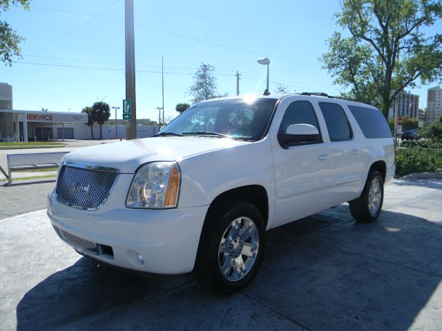 GMC Yukon XL 2007 photo 2