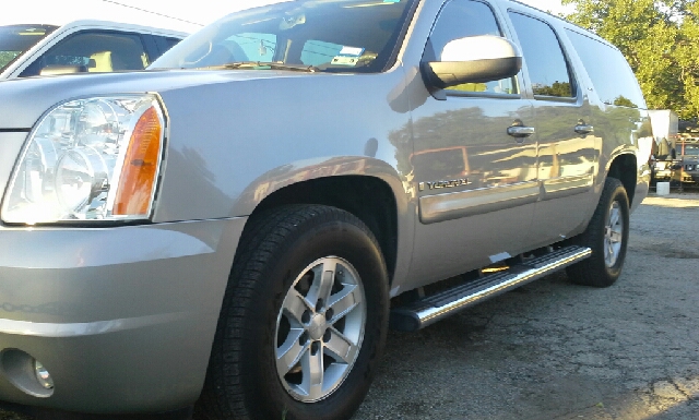 GMC Yukon XL 2007 photo 1