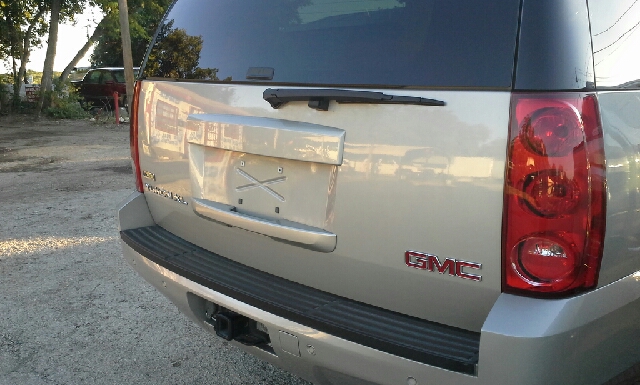 GMC Yukon XL 2007 photo 2