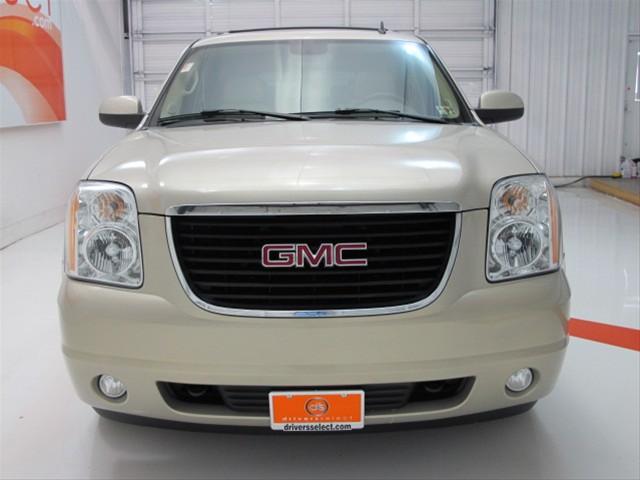 GMC Yukon XL 2007 photo 1