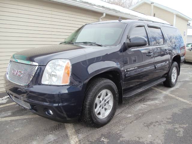 GMC Yukon XL 45 Sport Utility