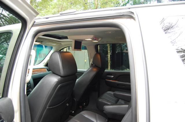 GMC Yukon XL SLT Sport Utility