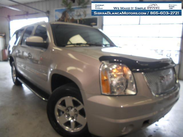 GMC Yukon XL EX Sedan 4D Sport Utility