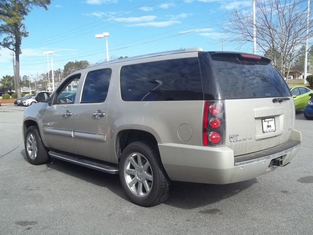 GMC Yukon XL EX Sedan 4D Unspecified