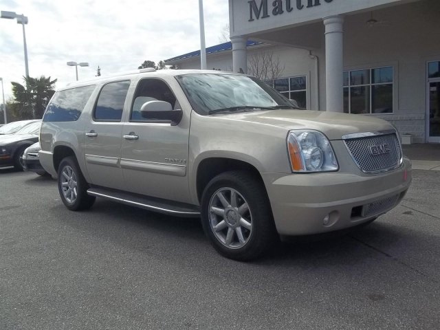 GMC Yukon XL 2008 photo 4