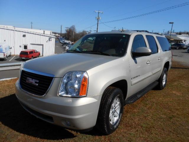GMC Yukon XL 2008 photo 3