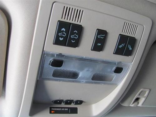 GMC Yukon XL 2008 photo 2