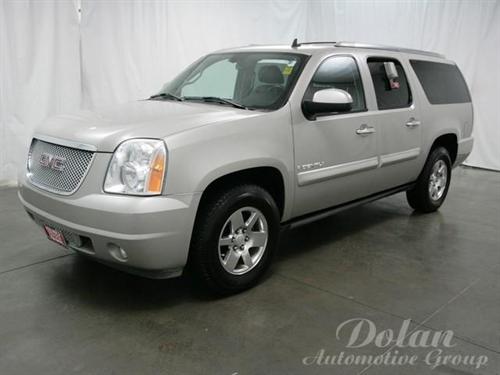GMC Yukon XL 2008 photo 2