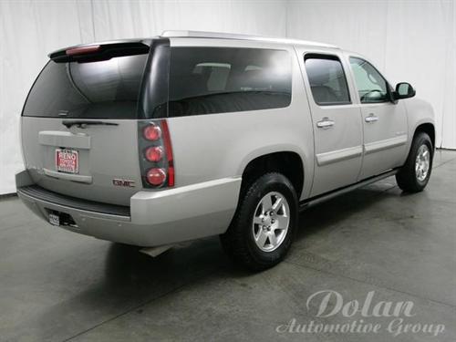 GMC Yukon XL 2008 photo 4