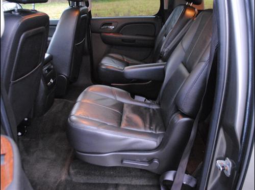 GMC Yukon XL 2008 photo 1