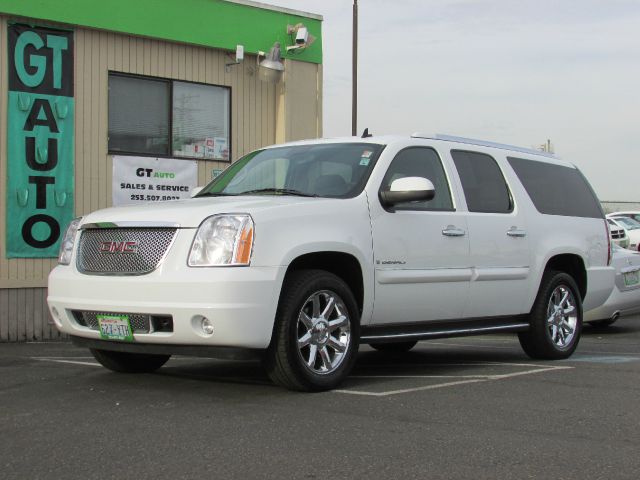 GMC Yukon XL 2008 photo 4