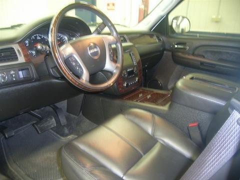 GMC Yukon XL 2008 photo 1