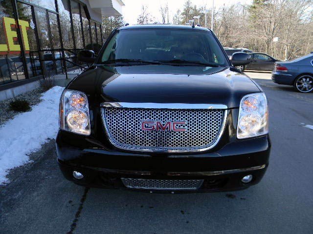 GMC Yukon XL 2008 photo 1